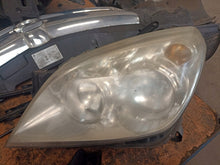 Load image into Gallery viewer, Frontscheinwerfer Opel Astra H 1EG270370-41 Links Scheinwerfer Headlight