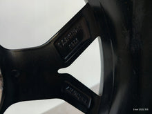 Laden Sie das Bild in den Galerie-Viewer, 1x Alufelge 18 Zoll 7.5&quot; 5x100 51ET 2G0601025AQ VW Polo Rim Wheel