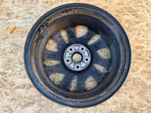 Laden Sie das Bild in den Galerie-Viewer, 1x Alufelge 17 Zoll 7.0" 5x114.3 52910-G4700 Hyundai I30 Rim Wheel FEL3014995440cb