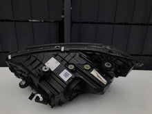 Laden Sie das Bild in den Galerie-Viewer, Frontscheinwerfer Mercedes-Benz W206 A2069064003 Full LED Rechts Headlight SCH5293250450zb