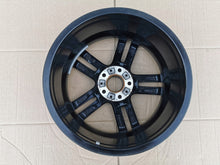 Load image into Gallery viewer, 1x Alufelge 18 Zoll 8.0" 5x120 52ET 8074186 BMW 2 F22 1 F21 F23 Rim Wheel FEL2702035809ge