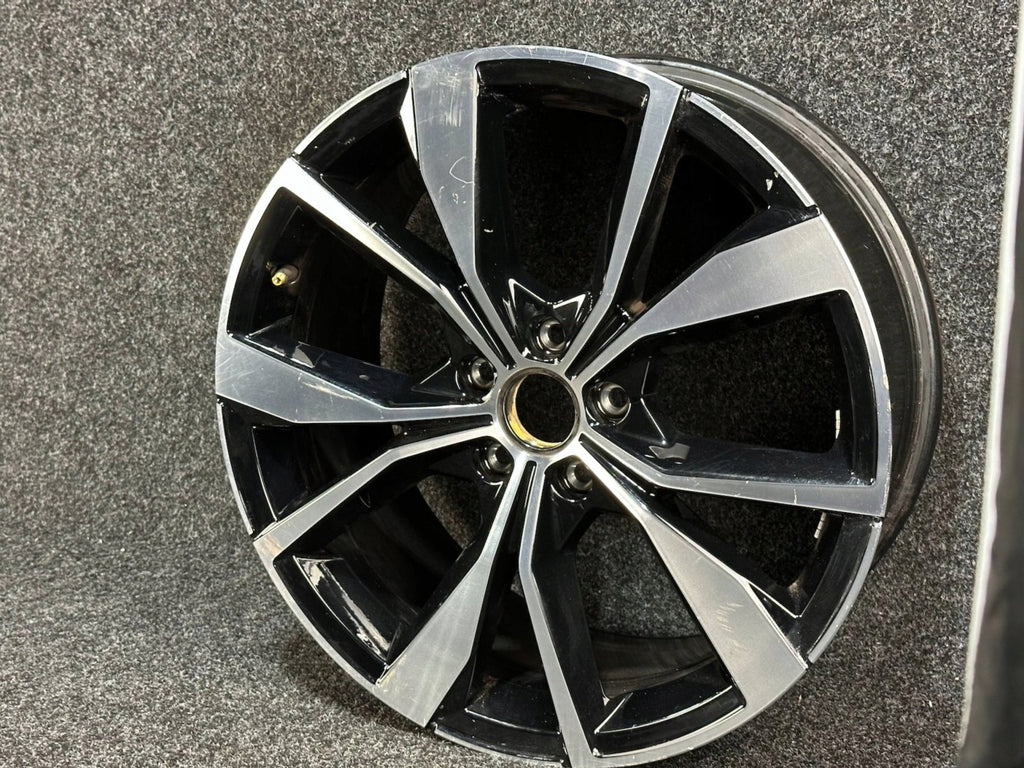 1x Alufelge 19 Zoll 2GA601025AK VW Golf Rim Wheel FEL6360058248qs