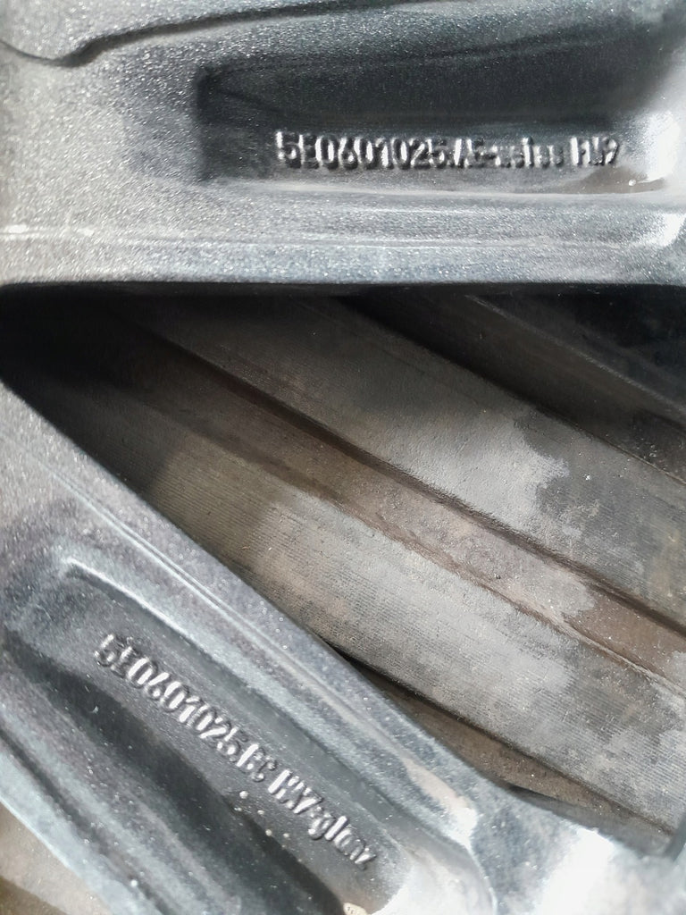 1x Alufelge 17 Zoll 7.0" 5x112 49ET Glanz Grau 5E0601025BC Mg Octavia I FEL7849444106xx