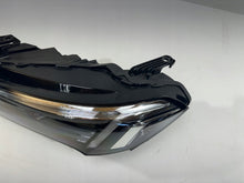 Laden Sie das Bild in den Galerie-Viewer, Frontscheinwerfer Honda Civic I 100-8F051 LED Links Scheinwerfer Headlight SCH3681758034fb