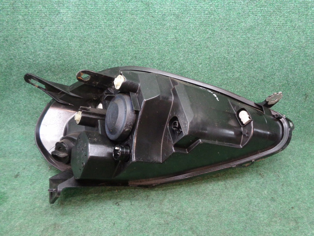 Frontscheinwerfer Fiat Grande Punto 89101387 89101388 Ein Satz Headlight SCH8813866030gp