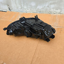 Laden Sie das Bild in den Galerie-Viewer, Frontscheinwerfer Audi A4 B9 8W0941011 LED Links Scheinwerfer Headlight SCH4955330773pr