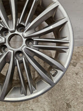 Load image into Gallery viewer, 1x Alufelge 17 Zoll 7.0" 5x114.3 50ET 52910-J9200 Hyundai Kona Rim Wheel FEL1102508992ff