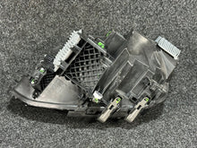 Load image into Gallery viewer, Frontscheinwerfer BMW G42 8083636 Full LED Rechts Scheinwerfer Headlight SCH4407040499oe