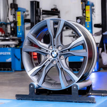 Laden Sie das Bild in den Galerie-Viewer, 4x Alufelge 18 Zoll 8.0" 5x112 57ET 6855093 BMW F45 F48 G42 1 F40 F46 Rim Wheel FEL8082172416nw