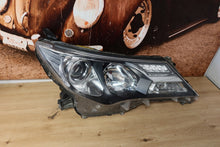 Laden Sie das Bild in den Galerie-Viewer, Frontscheinwerfer Toyota Rav 4 IV I Xenon Rechts Scheinwerfer Headlight SCH6047102734rh