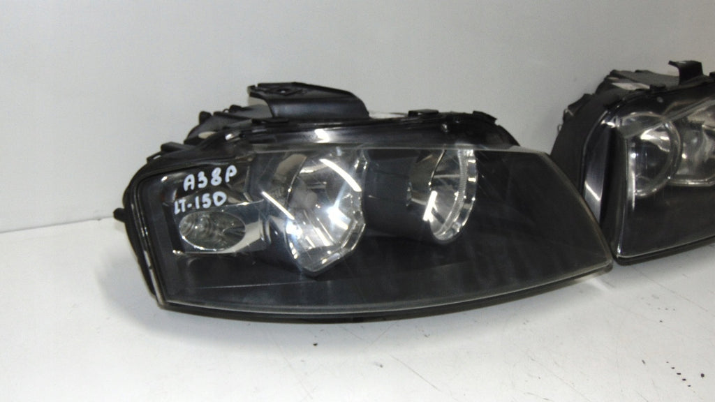 Frontscheinwerfer Audi A3 8P0941004K 8P0941003K Ein Stück (Rechts oder Links)