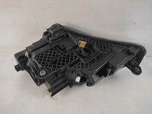 Laden Sie das Bild in den Galerie-Viewer, Frontscheinwerfer Skoda Superb III 3V1941016B LED Rechts Scheinwerfer Headlight