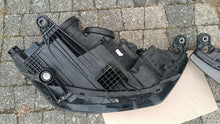 Laden Sie das Bild in den Galerie-Viewer, Frontscheinwerfer Audi A1 82A941003 Ein Stück (Rechts oder Links) Headlight SCH4810588716pt