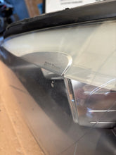 Load image into Gallery viewer, Frontscheinwerfer BMW F01 F02 F04 7225229 Xenon Links Scheinwerfer Headlight SCH7765179593ea