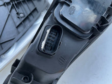 Laden Sie das Bild in den Galerie-Viewer, Frontscheinwerfer Porsche Cayenne 7L5941031G Xenon Links Scheinwerfer Headlight SCH7307213228mz