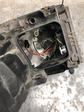 Laden Sie das Bild in den Galerie-Viewer, Frontscheinwerfer Audi A8 4E0907813 Bi-Xenon Links Scheinwerfer Headlight SCH5004449703pz