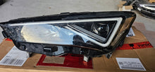 Laden Sie das Bild in den Galerie-Viewer, Frontscheinwerfer Seat Tarraco 5FJ941007J Links Scheinwerfer Headlight SCH2578239229hu
