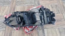 Laden Sie das Bild in den Galerie-Viewer, Frontscheinwerfer VW Touran 5TB941035E Links Scheinwerfer Headlight SCH1808876076tv