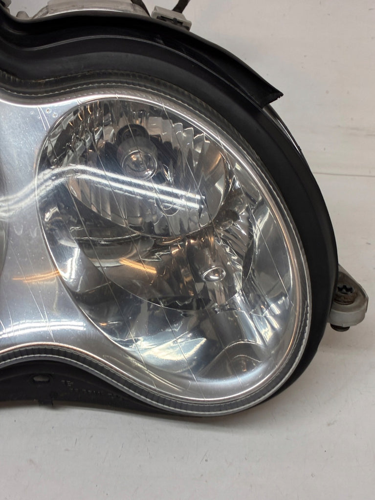 Frontscheinwerfer Mercedes-Benz W203 A2038203861 Rechts Scheinwerfer Headlight SCH3253160313sv