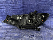 Laden Sie das Bild in den Galerie-Viewer, Frontscheinwerfer Honda Jazz Logo H-GC23N Rechts Scheinwerfer Headlight