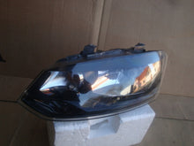 Laden Sie das Bild in den Galerie-Viewer, Frontscheinwerfer VW Polo 6r 6R1941015E Links Scheinwerfer Headlight SCH9489427375cf