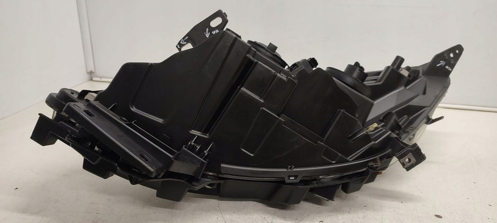 Frontscheinwerfer Renault Scenic 260106928R Rechts Scheinwerfer Headlight SCH6257327592px
