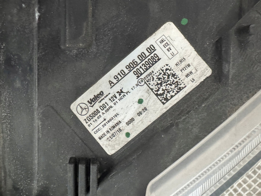 Frontscheinwerfer Mercedes-Benz Sprinter A9109060000 Links Headlight