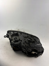 Laden Sie das Bild in den Galerie-Viewer, Frontscheinwerfer Skoda Octavia III 5E1941015B Xenon Links Headlight SCH8694009350mr