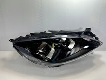 Load image into Gallery viewer, Frontscheinwerfer Ford Kuga LV4B-13E017-AR LV4B-13E016-AR Ein Satz Headlight SCH8963411679lv