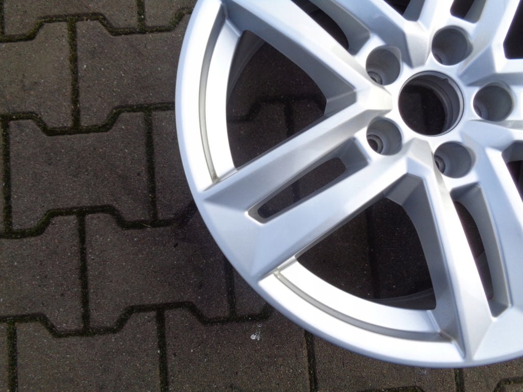1x Alufelge 17 Zoll 7.0" 5x112 42ET Silber 8W0601025 Audi C7 A4 B9 Rim Wheel FEL1471394081oi