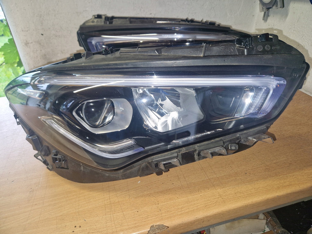 Frontscheinwerfer Mercedes-Benz Cla A1189062500 LED Rechts oder Links