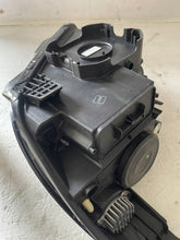 Laden Sie das Bild in den Galerie-Viewer, Frontscheinwerfer Opel Grandland X YP00015580 Rechts Scheinwerfer Headlight SCH4701511185ir
