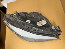 Laden Sie das Bild in den Galerie-Viewer, Frontscheinwerfer BMW 5 F11 F10 121203 Rechts Scheinwerfer Headlight SCH1774696884mm
