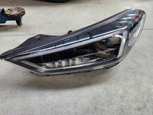 Laden Sie das Bild in den Galerie-Viewer, Frontscheinwerfer Hyundai Tucson D7921-22C10 Full LED Links Headlight