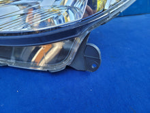 Load image into Gallery viewer, Frontscheinwerfer Toyota Yaris Verso Links Scheinwerfer Headlight