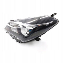 Laden Sie das Bild in den Galerie-Viewer, Frontscheinwerfer Toyota Yaris 81170-0DA30 81130-0DA30 Rechts oder Links