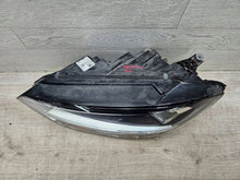 Laden Sie das Bild in den Galerie-Viewer, Frontscheinwerfer VW Touran 5TB941005A LED Links Scheinwerfer Headlight SCH3598050786cs