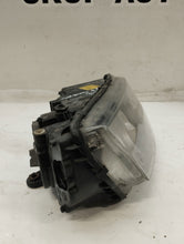 Load image into Gallery viewer, Frontscheinwerfer Skoda Octavia III 5E1941016 Rechts Scheinwerfer Headlight SCH2913757233nc