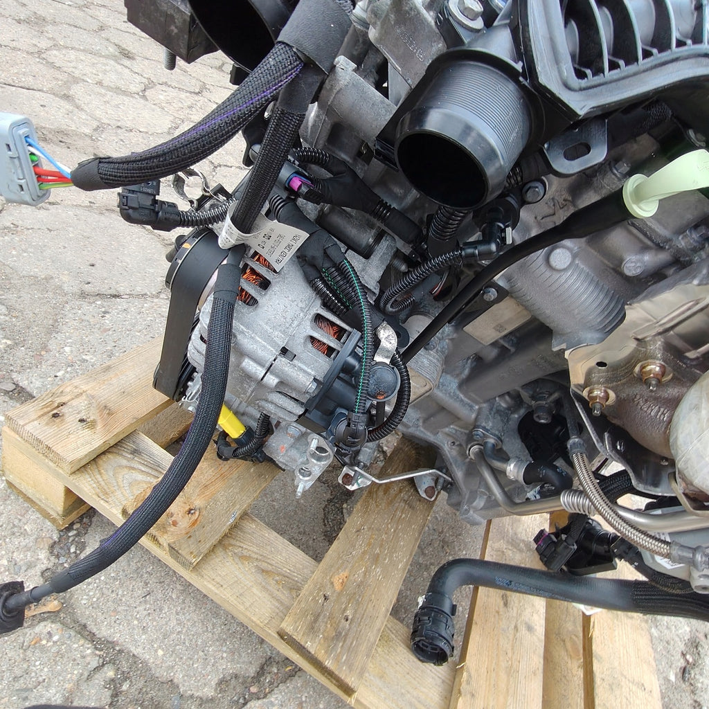 Motor Peugeot 2008 II CRD93 1.2 THP 73PS 54kW 48TKm Hybrid Engine Unkomplett