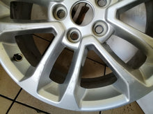 Laden Sie das Bild in den Galerie-Viewer, 1x Alufelge 17 Zoll 7.0" 5x108 50ET Glanz Graphit LJ6C-A2A Ford Kuga I Rim Wheel FEL8643835415vj