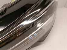 Laden Sie das Bild in den Galerie-Viewer, Frontscheinwerfer Opel Corsa F 982952278 LED Ein Stück (Rechts oder Links) SCH1548120102gw