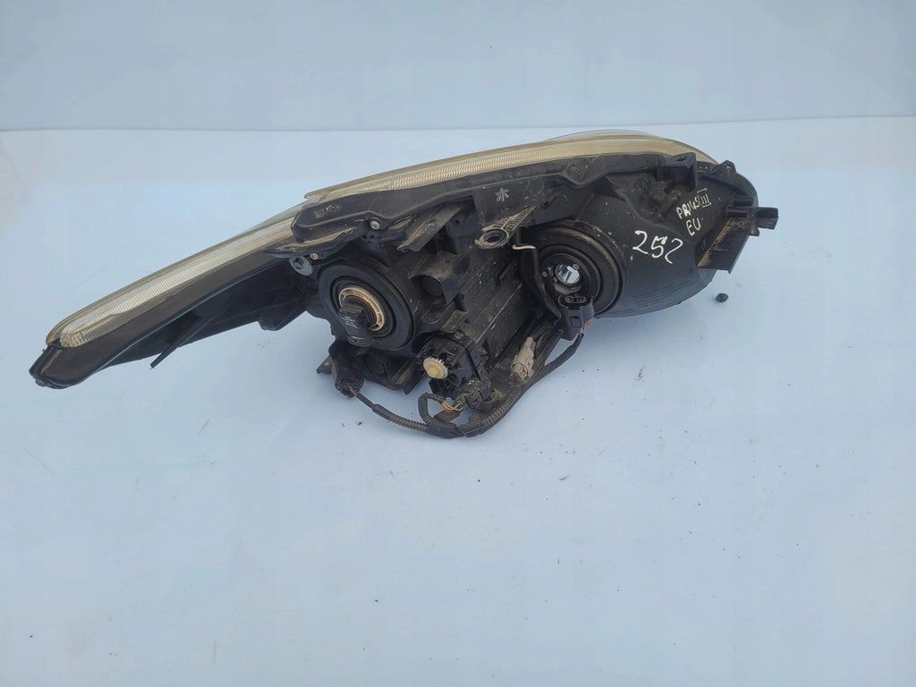Frontscheinwerfer Toyota Prius Ein Stück (Rechts oder Links) Headlight SCH1638935728ac