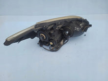 Laden Sie das Bild in den Galerie-Viewer, Frontscheinwerfer Toyota Prius Ein Stück (Rechts oder Links) Headlight SCH1638935728ac