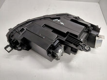 Laden Sie das Bild in den Galerie-Viewer, Frontscheinwerfer VW Passat 3J1941005 Full LED Links Scheinwerfer Headlight SCH8105641637gs