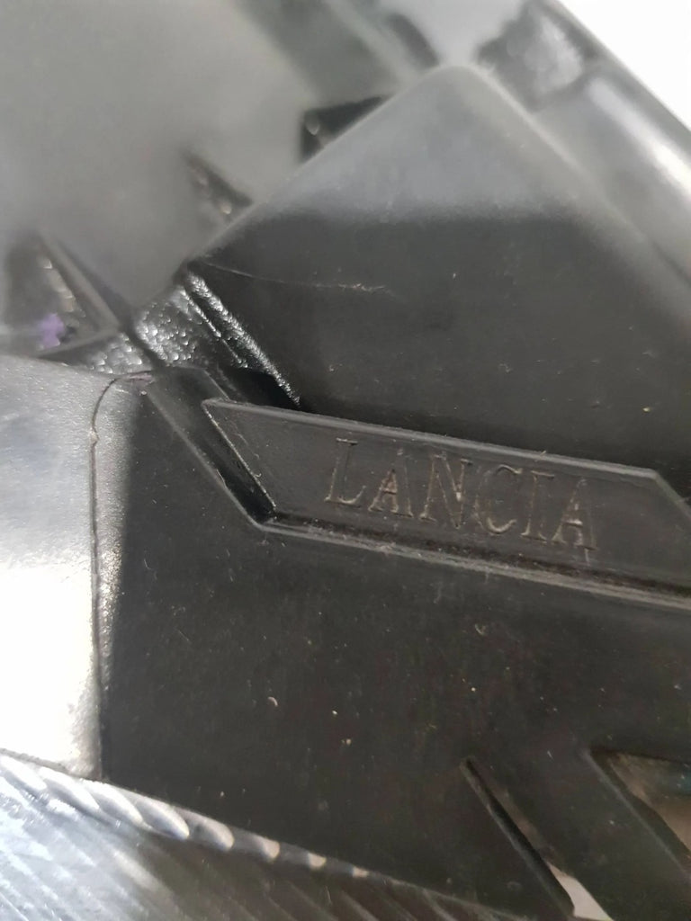 Frontscheinwerfer Lancia Delta I 51824828 Rechts Scheinwerfer Headlight SCH9890700474kv
