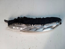 Laden Sie das Bild in den Galerie-Viewer, Frontscheinwerfer Citroën C4 Picasso II 9822653980 Links Scheinwerfer Headlight
