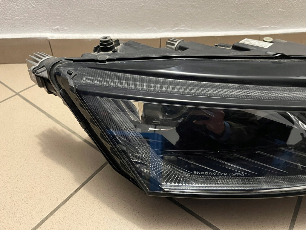 Frontscheinwerfer Skoda Octavia IV 5E4941016A LED Rechts Scheinwerfer Headlight SCH2066398941ap