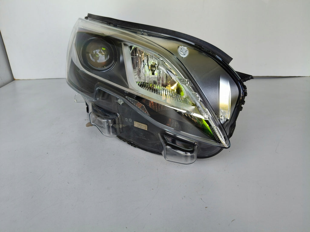 Frontscheinwerfer Peugeot Expert Traveller 9808235780 Xenon Rechts Headlight SCH8944218090hy