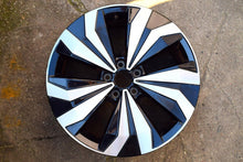 Load image into Gallery viewer, 1x Alufelge 17 Zoll 6.5&quot; 5x100 39ET Glanz Schwarz 2GM601025 VW T-Cross Rim Wheel