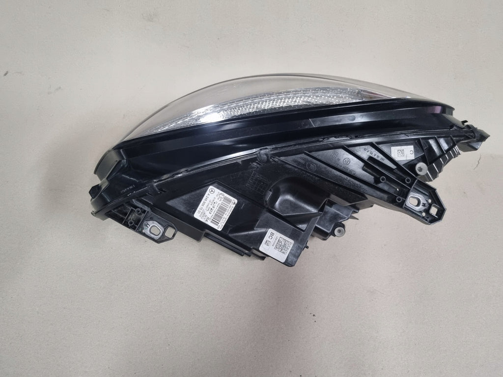 Frontscheinwerfer Mercedes-Benz W246 2469067001 LED Rechts Headlight